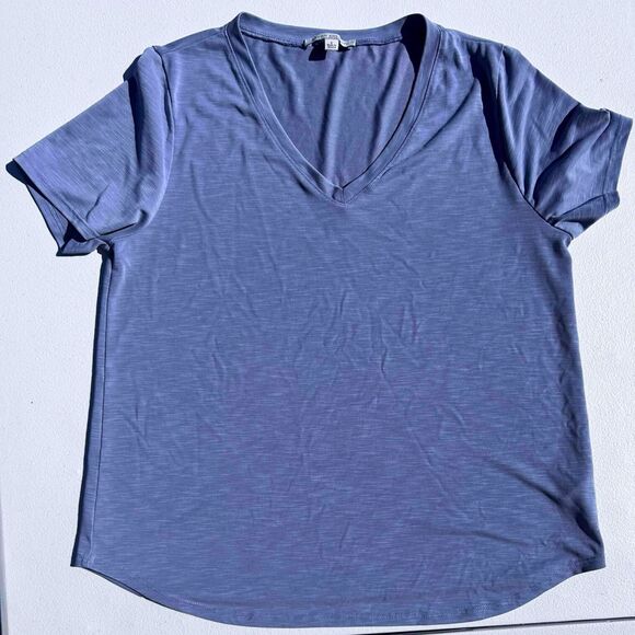 Womens blouse, Green Envelope t-shirt size Large - Picture 1 of 2